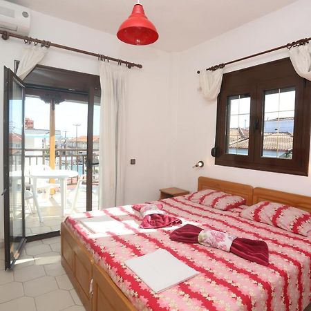 Apartments Villa Castor Pefkochori Eksteriør billede
