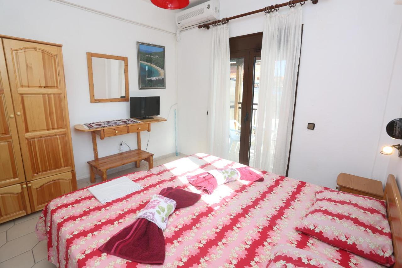 Apartments Villa Castor Pefkochori Eksteriør billede